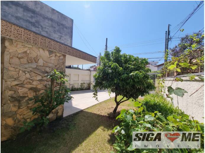 Casa à venda com 5 quartos, 300m² - Foto 14