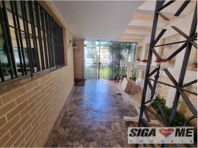 Casa à venda com 5 quartos, 300m² - Foto 18