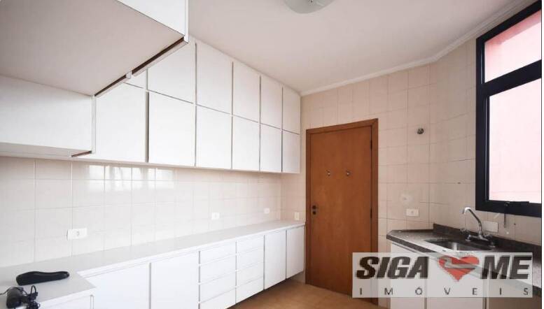 Apartamento à venda com 3 quartos, 237m² - Foto 16