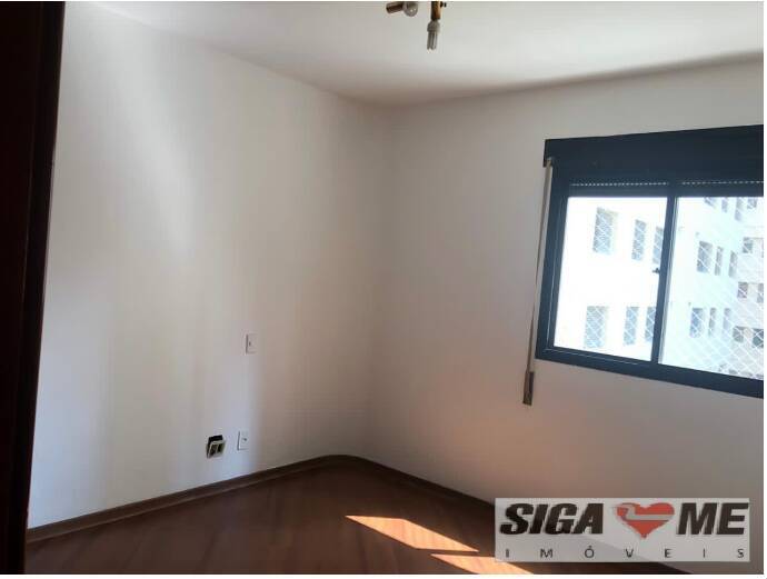 Apartamento para alugar com 3 quartos, 110m² - Foto 9