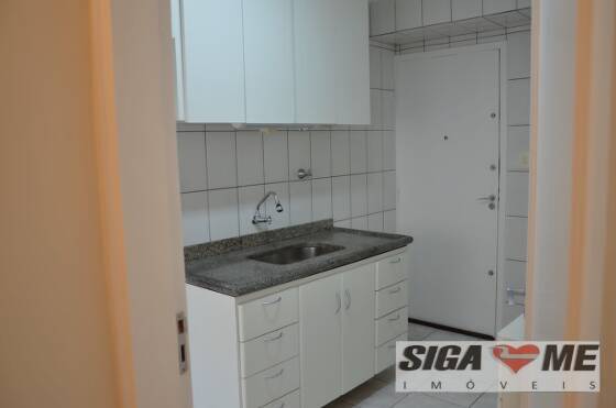 Apartamento à venda com 2 quartos, 78m² - Foto 6