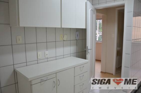 Apartamento à venda com 2 quartos, 78m² - Foto 7