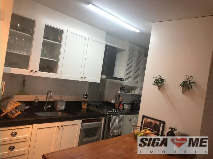 Apartamento à venda com 3 quartos, 104m² - Foto 2