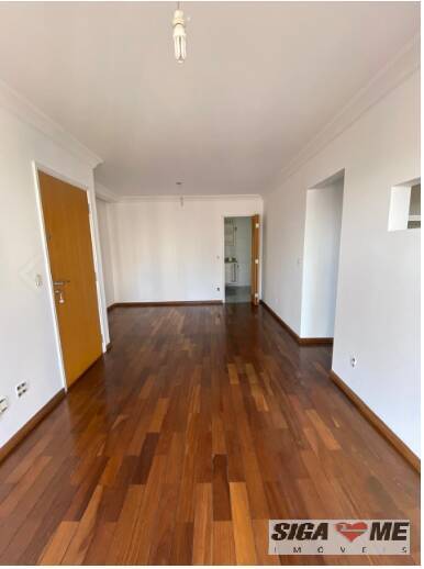 Apartamento à venda com 3 quartos, 105m² - Foto 2