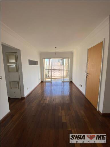 Apartamento à venda com 3 quartos, 105m² - Foto 1