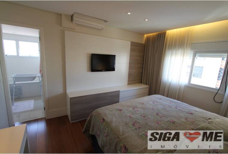 Apartamento à venda com 3 quartos, 167m² - Foto 10