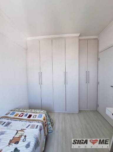 Apartamento à venda com 3 quartos, 86m² - Foto 4