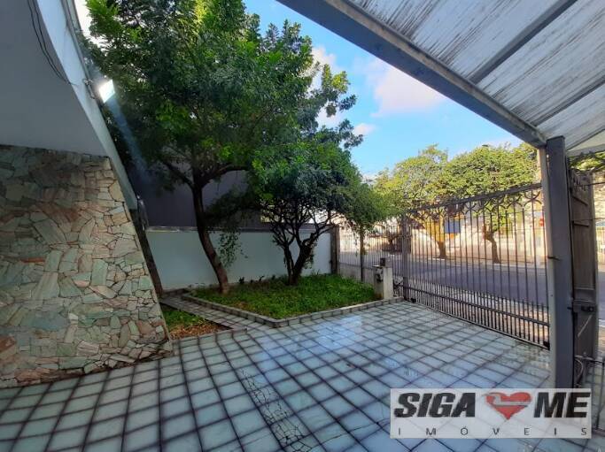 Sobrado à venda com 8 quartos, 276m² - Foto 6