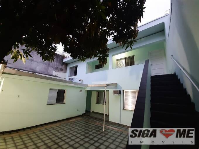 Sobrado à venda com 8 quartos, 276m² - Foto 12