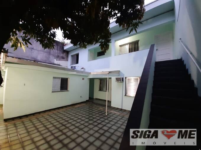 Sobrado à venda com 8 quartos, 276m² - Foto 14