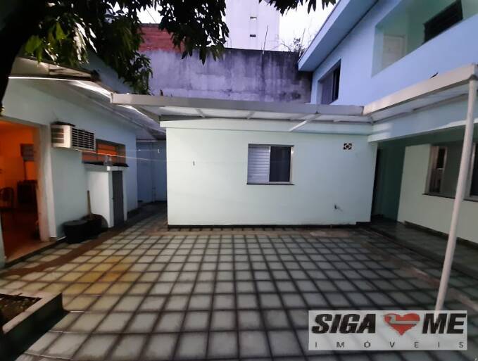 Sobrado à venda com 8 quartos, 276m² - Foto 15