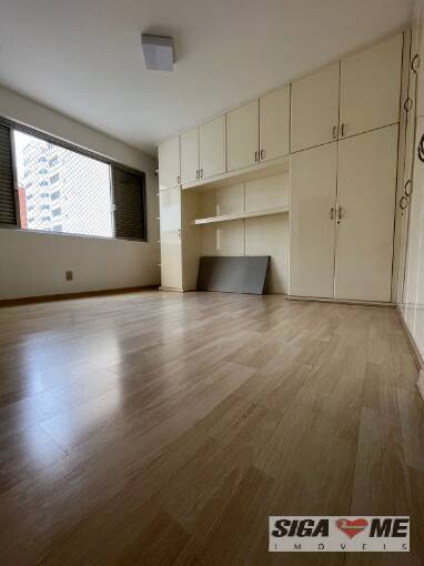 Apartamento à venda com 3 quartos, 200m² - Foto 5