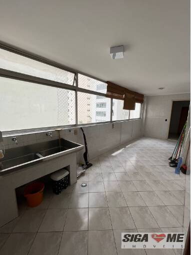 Apartamento à venda com 3 quartos, 200m² - Foto 13