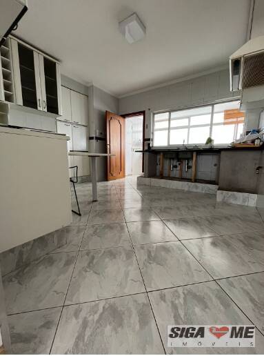 Apartamento à venda com 3 quartos, 200m² - Foto 17