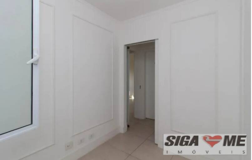 Apartamento à venda com 3 quartos, 160m² - Foto 4