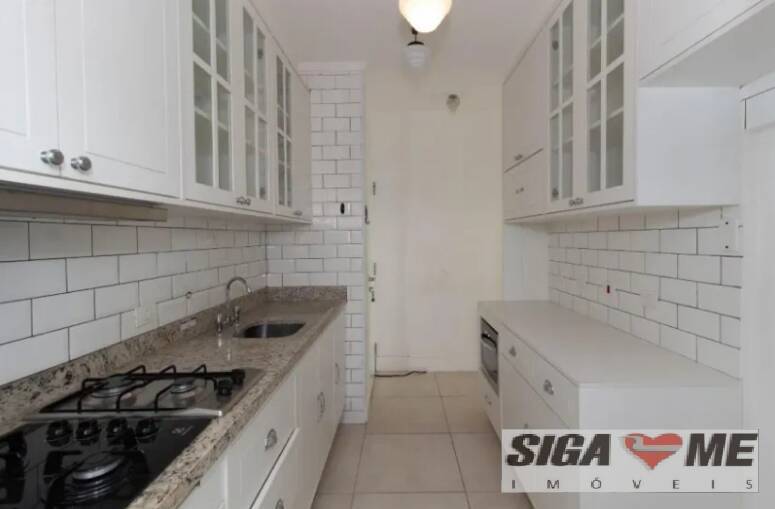 Apartamento à venda com 3 quartos, 160m² - Foto 17