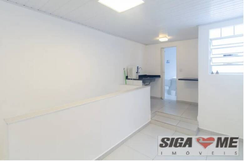 Casa à venda com 2 quartos, 180m² - Foto 9