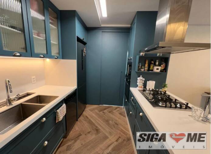 Apartamento à venda com 3 quartos, 122m² - Foto 8