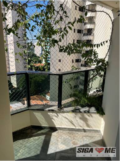 Apartamento à venda com 3 quartos, 221m² - Foto 14