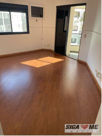 Apartamento à venda com 3 quartos, 221m² - Foto 4