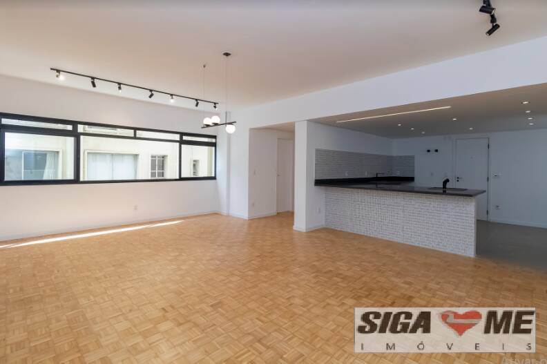 Apartamento à venda com 3 quartos, 220m² - Foto 4