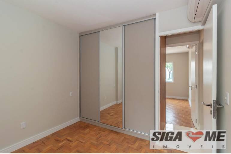 Apartamento à venda com 2 quartos, 72m² - Foto 2