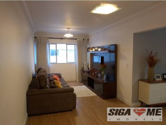 Apartamento à venda com 3 quartos, 105m² - Foto 2