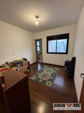 Apartamento para alugar com 3 quartos, 173m² - Foto 32