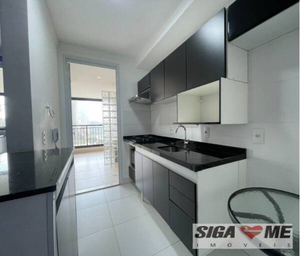 Apartamento à venda com 2 quartos, 68m² - Foto 5