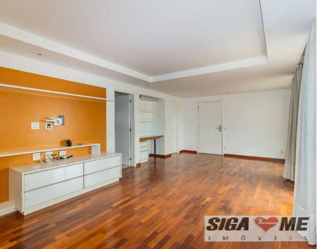 Apartamento à venda com 3 quartos, 136m² - Foto 3