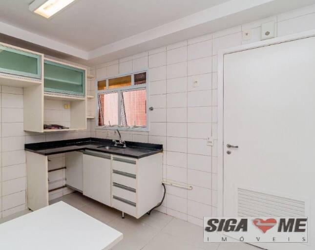 Apartamento à venda com 3 quartos, 136m² - Foto 8