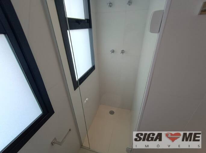 Apartamento para alugar com 1 quarto, 105m² - Foto 18