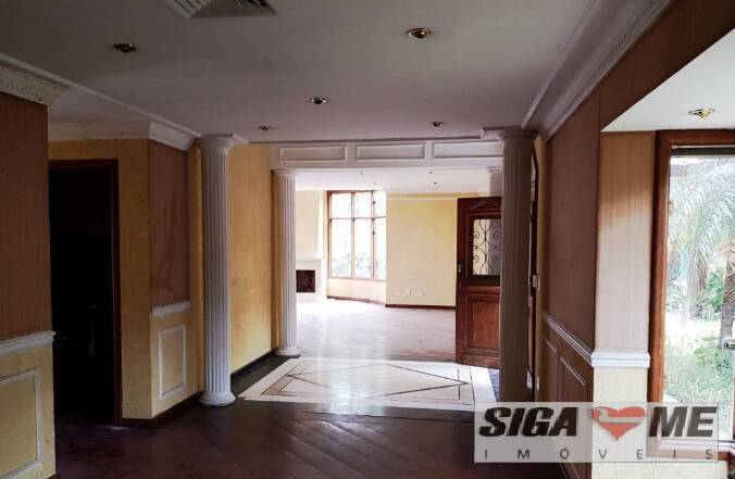 Sobrado à venda com 5 quartos, 527m² - Foto 1