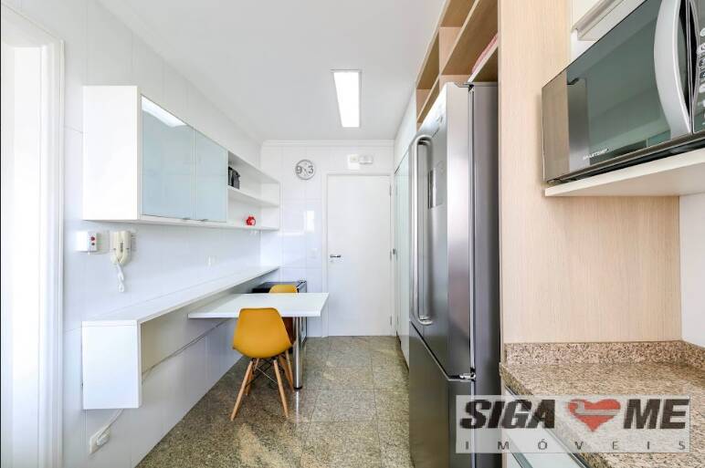 Apartamento para alugar com 3 quartos, 170m² - Foto 21