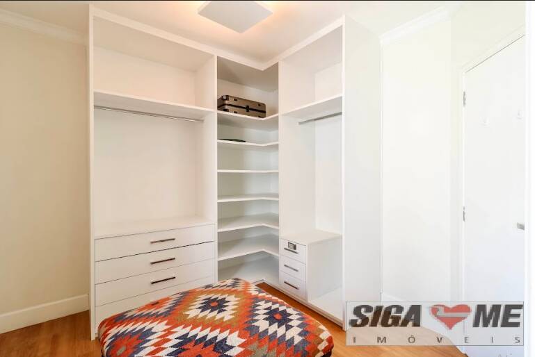 Apartamento para alugar com 3 quartos, 170m² - Foto 32