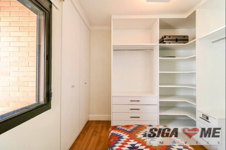 Apartamento para alugar com 3 quartos, 170m² - Foto 33