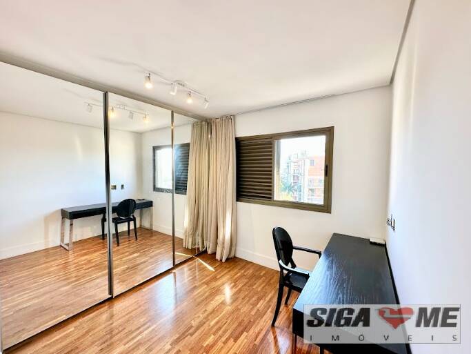 Apartamento à venda com 3 quartos, 223m² - Foto 33