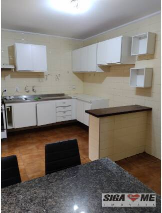 Casa à venda e aluguel com 5 quartos, 190m² - Foto 17