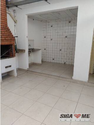 Casa à venda e aluguel com 5 quartos, 190m² - Foto 1