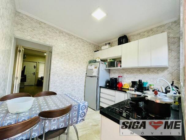 Casa de Condomínio à venda com 2 quartos, 160m² - Foto 13