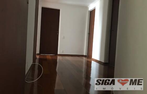 Apartamento para alugar com 4 quartos, 240m² - Foto 1