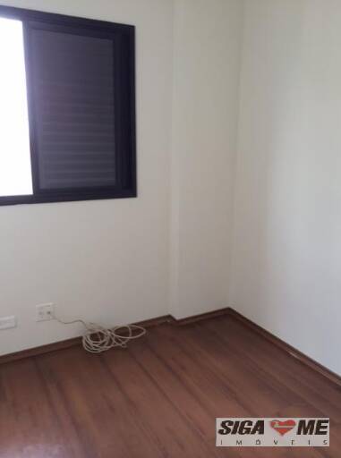 Apartamento à venda com 3 quartos, 72m² - Foto 2