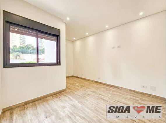 Sobrado à venda com 4 quartos, 160m² - Foto 2