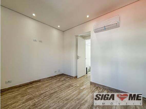 Sobrado à venda com 4 quartos, 160m² - Foto 6