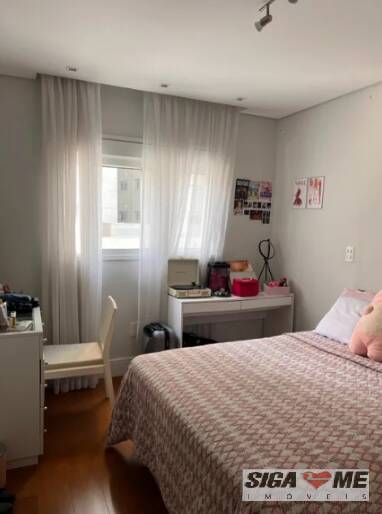 Apartamento à venda com 4 quartos, 238m² - Foto 14