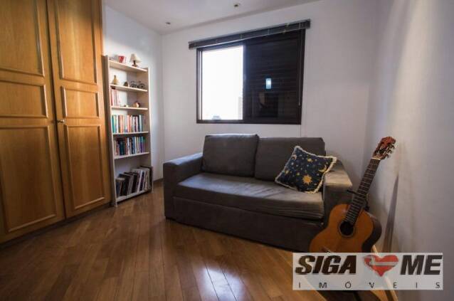 Apartamento à venda com 3 quartos, 158m² - Foto 12