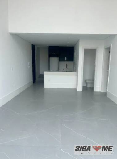 Apartamento para alugar com 2 quartos, 110m² - Foto 9