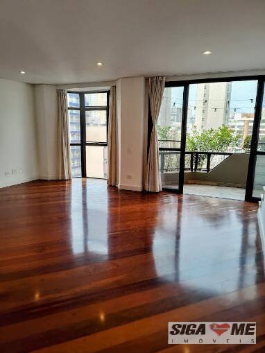 Apartamento para alugar com 2 quartos, 140m² - Foto 1