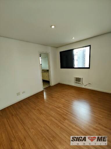 Apartamento para alugar com 2 quartos, 140m² - Foto 23