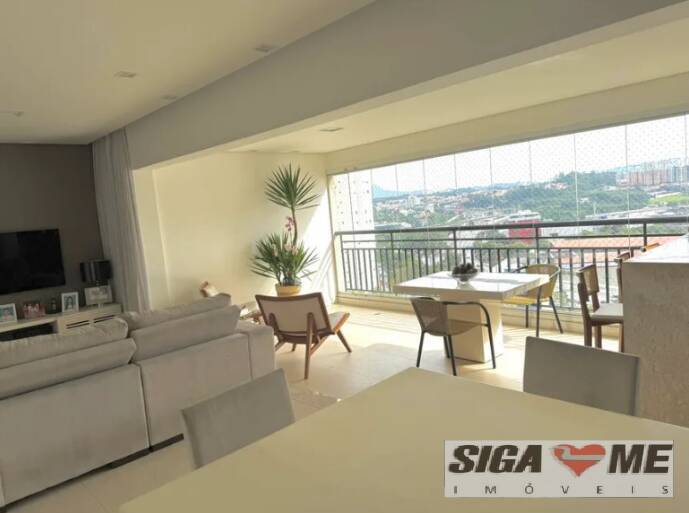 Apartamento à venda com 3 quartos, 117m² - Foto 1